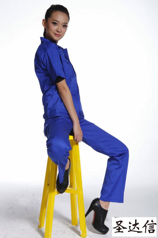 換季時(shí)定做工作服要注意什么問(wèn)題和要素?